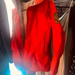 Arcteryx Red   Beta women's S Gortex Pro- JACKET waterproof